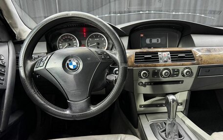 BMW 5 серия, 2004 год, 735 000 рублей, 11 фотография