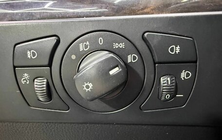 BMW 5 серия, 2004 год, 735 000 рублей, 18 фотография