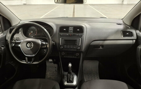 Volkswagen Polo VI (EU Market), 2017 год, 1 120 000 рублей, 18 фотография