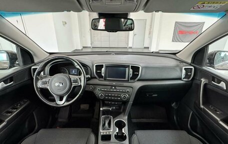KIA Sportage IV рестайлинг, 2017 год, 2 090 000 рублей, 9 фотография