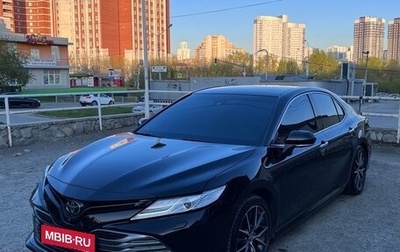 Toyota Camry, 2019 год, 2 800 000 рублей, 1 фотография