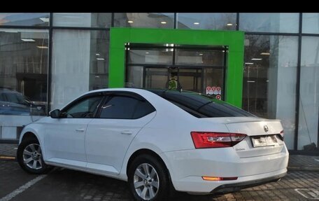 Skoda Superb III рестайлинг, 2019 год, 1 899 000 рублей, 10 фотография