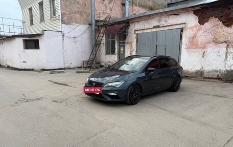 SEAT Leon Cupra III, 2018 год, 3 200 000 рублей, 3 фотография