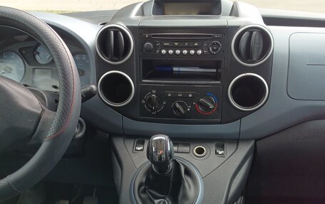 Peugeot Partner II рестайлинг 2, 2012 год, 650 000 рублей, 11 фотография
