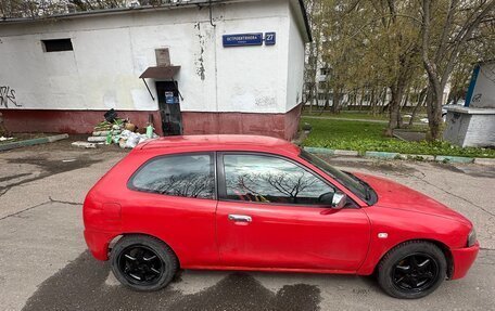 Mitsubishi Colt VI рестайлинг, 2000 год, 110 000 рублей, 4 фотография