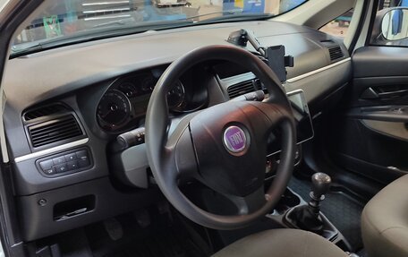 Fiat Linea, 2012 год, 650 000 рублей, 3 фотография