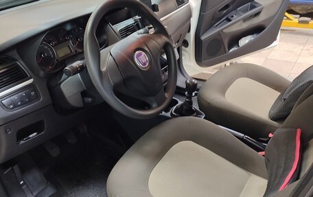 Fiat Linea, 2012 год, 650 000 рублей, 11 фотография