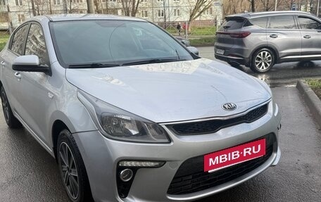 KIA Rio IV, 2017 год, 955 000 рублей, 5 фотография