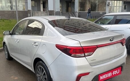 KIA Rio IV, 2017 год, 955 000 рублей, 2 фотография