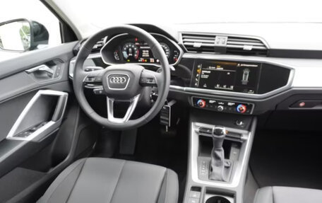 Audi Q3, 2025 год, 4 749 736 рублей, 11 фотография