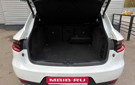 Porsche Macan I рестайлинг, 2015 год, 2 390 000 рублей, 9 фотография