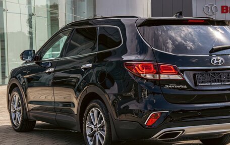 Hyundai Santa Fe III рестайлинг, 2018 год, 2 255 000 рублей, 10 фотография