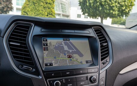 Hyundai Santa Fe III рестайлинг, 2018 год, 2 255 000 рублей, 19 фотография