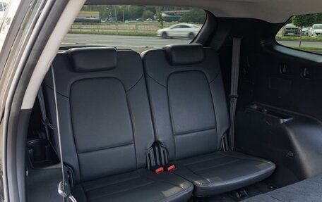 Hyundai Santa Fe III рестайлинг, 2018 год, 2 255 000 рублей, 28 фотография