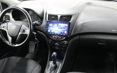 Hyundai Solaris II рестайлинг, 2015 год, 960 000 рублей, 15 фотография