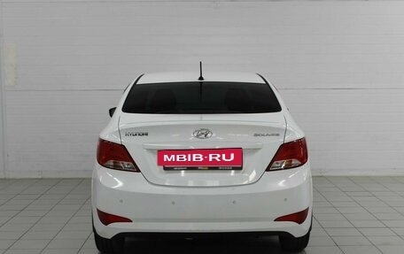 Hyundai Solaris II рестайлинг, 2015 год, 960 000 рублей, 7 фотография