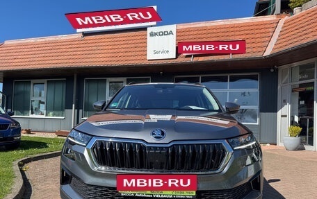 Skoda Karoq I, 2022 год, 3 152 720 рублей, 2 фотография
