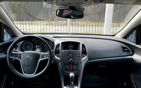 Opel Astra J, 2010 год, 849 000 рублей, 10 фотография