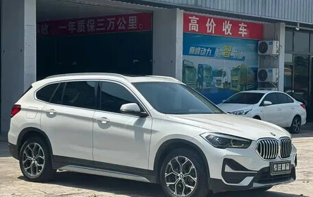 BMW X1, 2021 год, 1 650 000 рублей, 3 фотография