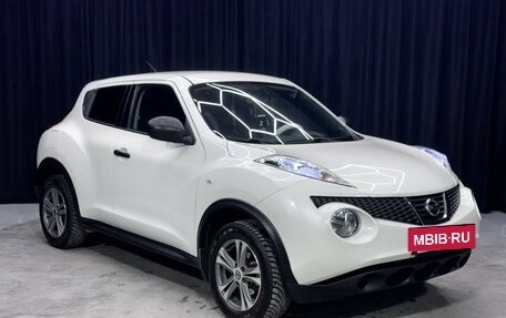 Nissan Juke II, 2014 год, 990 000 рублей, 3 фотография