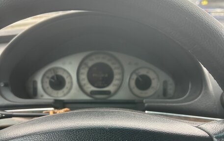 Mercedes-Benz E-Класс, 2004 год, 760 000 рублей, 1 фотография