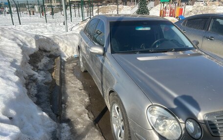 Mercedes-Benz E-Класс, 2004 год, 760 000 рублей, 2 фотография