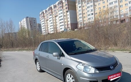 Nissan Tiida, 2011 год, 870 000 рублей, 2 фотография