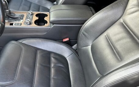 Volkswagen Touareg III, 2012 год, 2 250 000 рублей, 12 фотография