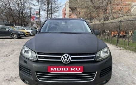 Volkswagen Touareg III, 2012 год, 2 250 000 рублей, 3 фотография