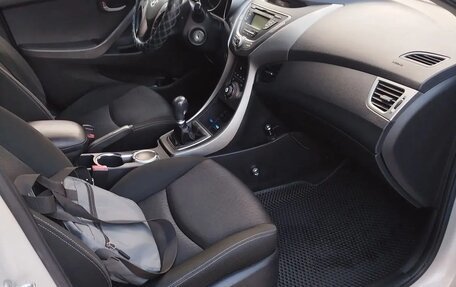 Hyundai Elantra V, 2012 год, 1 190 000 рублей, 9 фотография