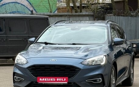 Ford Focus IV, 2019 год, 1 650 000 рублей, 2 фотография