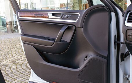 Volkswagen Touareg III, 2014 год, 2 255 000 рублей, 12 фотография
