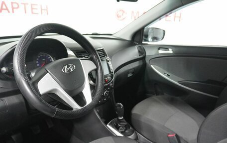 Hyundai Solaris II рестайлинг, 2011 год, 625 000 рублей, 9 фотография