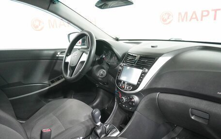 Hyundai Solaris II рестайлинг, 2011 год, 625 000 рублей, 10 фотография
