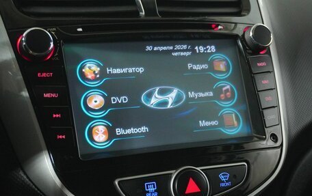 Hyundai Solaris II рестайлинг, 2011 год, 625 000 рублей, 12 фотография