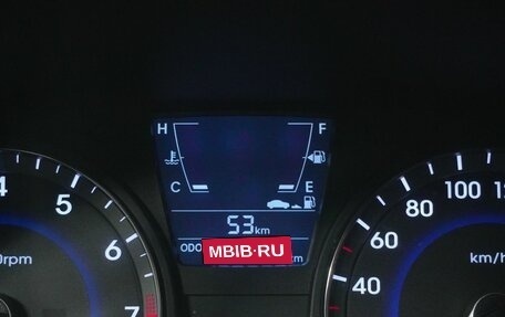 Hyundai Solaris II рестайлинг, 2011 год, 625 000 рублей, 17 фотография
