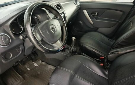 Renault Logan II, 2017 год, 404 000 рублей, 9 фотография