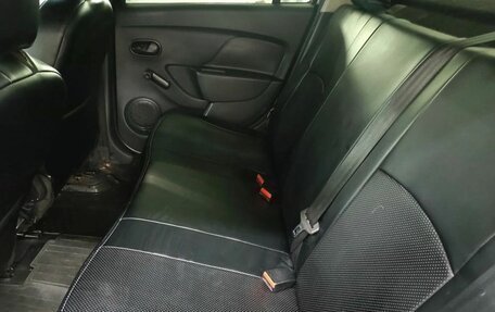 Renault Logan II, 2017 год, 404 000 рублей, 11 фотография