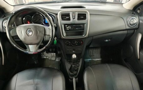 Renault Logan II, 2017 год, 404 000 рублей, 12 фотография