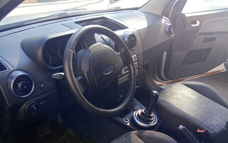 Ford Fusion I, 2005 год, 335 000 рублей, 4 фотография