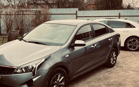 KIA Rio IV, 2021 год, 1 599 999 рублей, 3 фотография