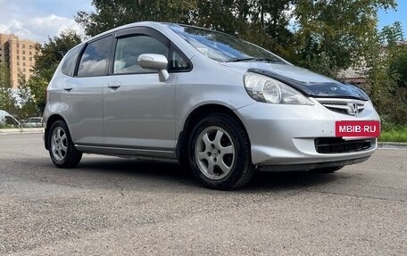 Honda Fit III, 2006 год, 510 000 рублей, 3 фотография