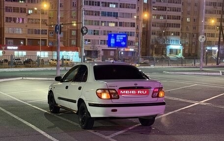 Nissan Almera, 2001 год, 100 000 рублей, 5 фотография