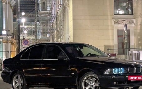 BMW 5 серия, 2002 год, 600 000 рублей, 2 фотография