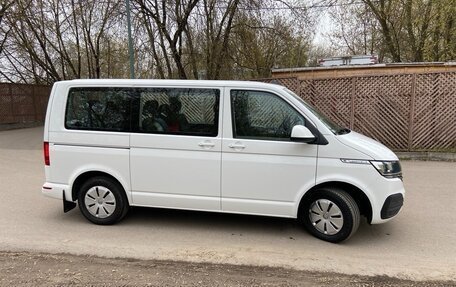 Volkswagen Caravelle T6 рестайлинг, 2021 год, 4 600 000 рублей, 17 фотография