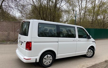 Volkswagen Caravelle T6 рестайлинг, 2021 год, 4 600 000 рублей, 15 фотография