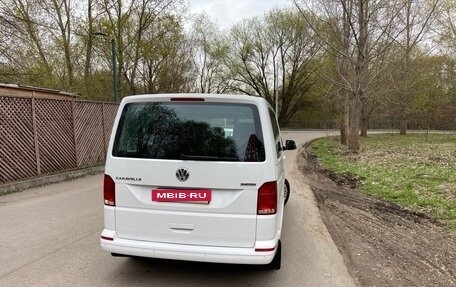Volkswagen Caravelle T6 рестайлинг, 2021 год, 4 600 000 рублей, 11 фотография
