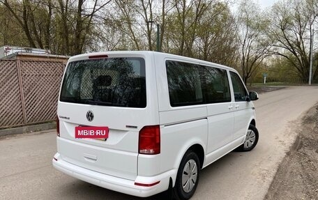 Volkswagen Caravelle T6 рестайлинг, 2021 год, 4 600 000 рублей, 13 фотография
