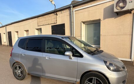 Honda Fit III, 2002 год, 300 000 рублей, 1 фотография