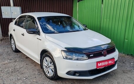 Volkswagen Jetta VI, 2014 год, 900 000 рублей, 1 фотография